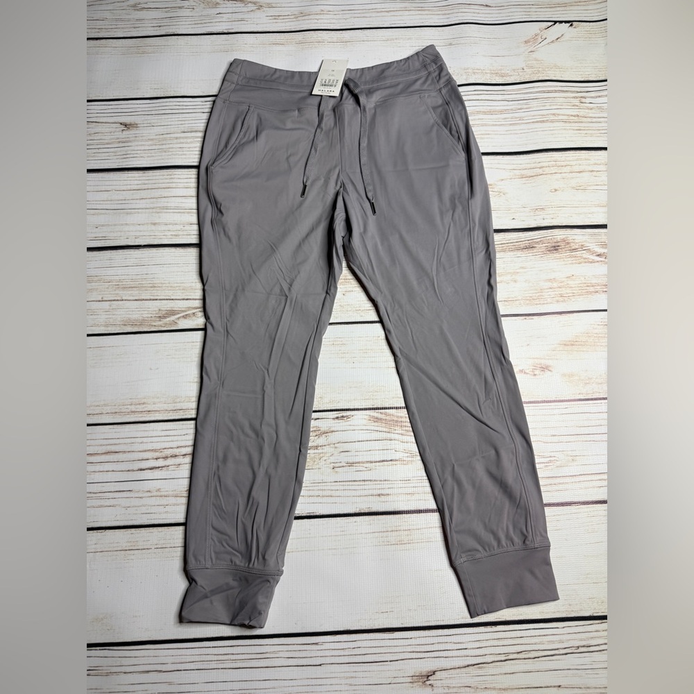 HALARA women’s Light Gray Joggers